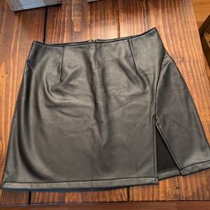 Rewash Black Faux Leather Mini Skirt- Size Medium- Edgy Y2K Slit Skirt